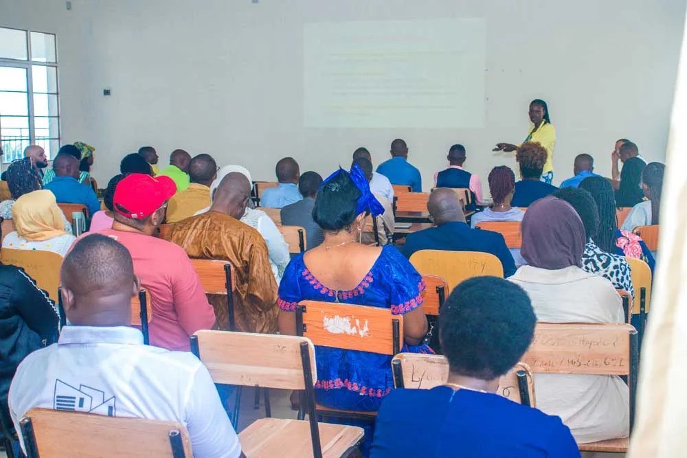 Parent meeting and progress dialogue